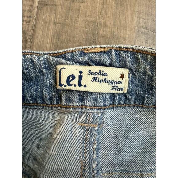 Y2K LEI Sophia Junior Sz 11 Hiphugger Denim Bootcut Flare Embroidered pockets - Picture 3 of 8